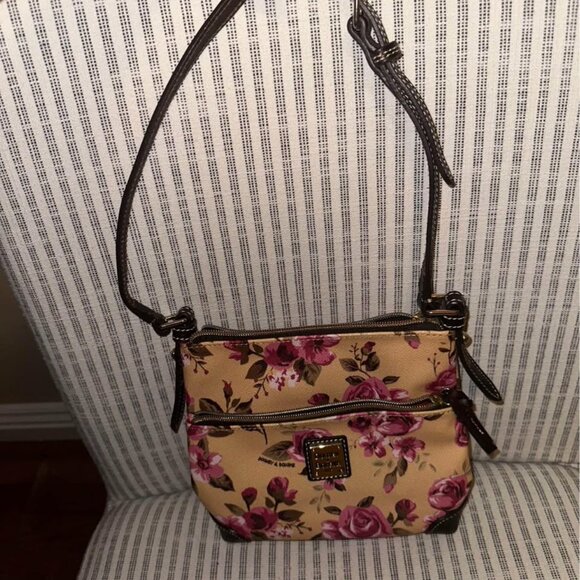 Dooney & Bourke Floral Crossbody Purse - Excellent Condition - Picture 1 of 3
